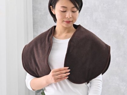 あったかショートケープ　ブラウン